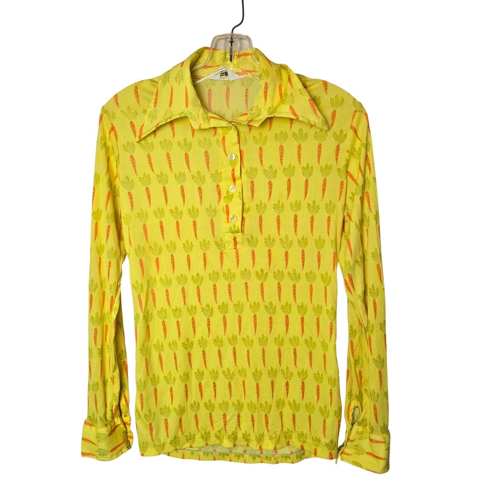 Vintage 70s Yellow Carrot Print Dagger Collar Shirt Retro Novelty Top